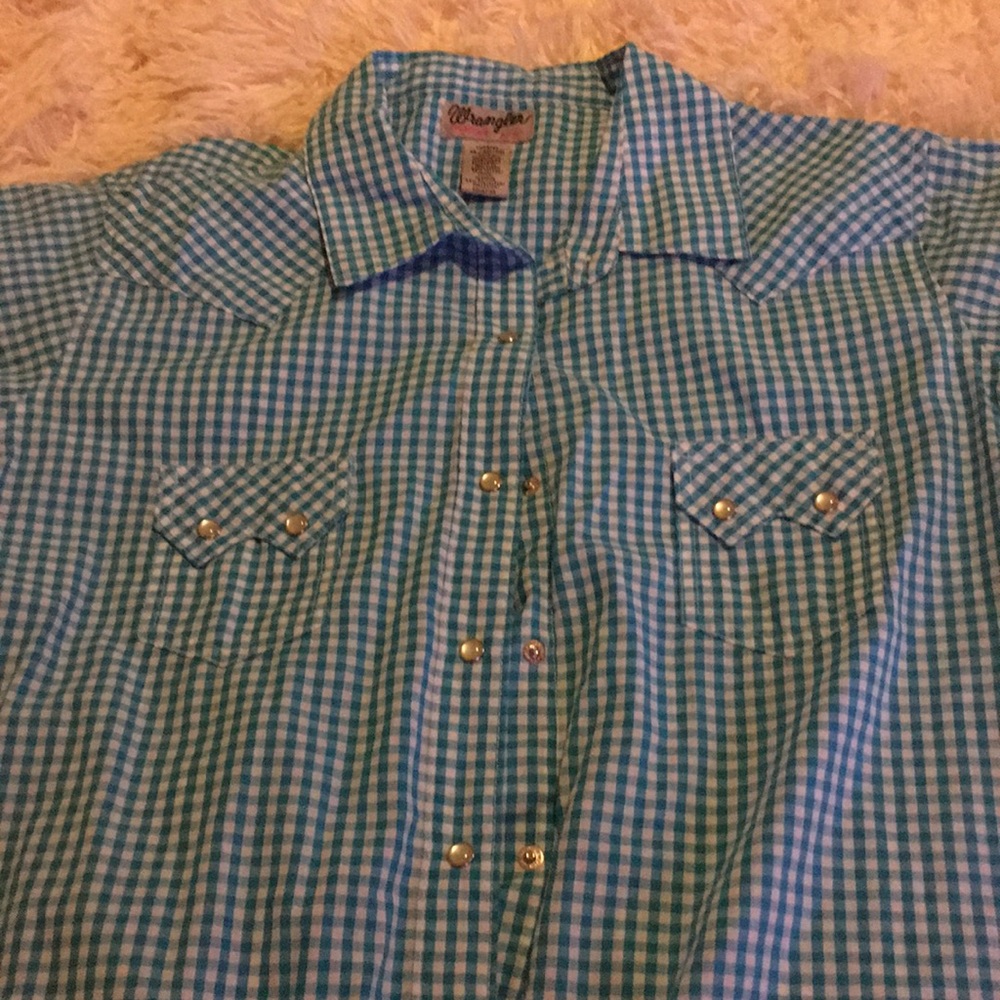 Wrangler button down shirt (Short Sleeve)